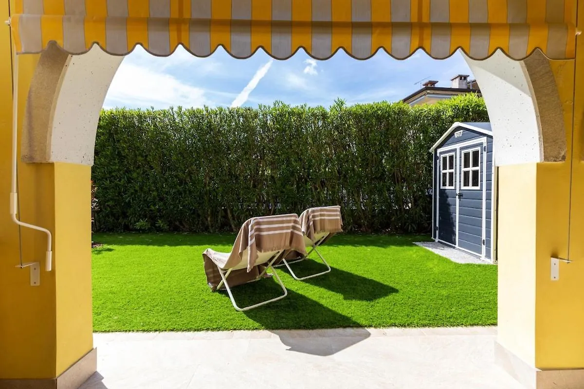 Apartment Ferienwohnung Casa Sul Garda Con Charme Padenghe sul Garda